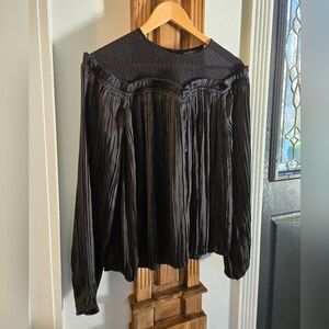 Current Air Pleated Top